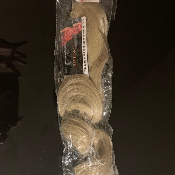 Blonde LONG hair extension with clip main image 5